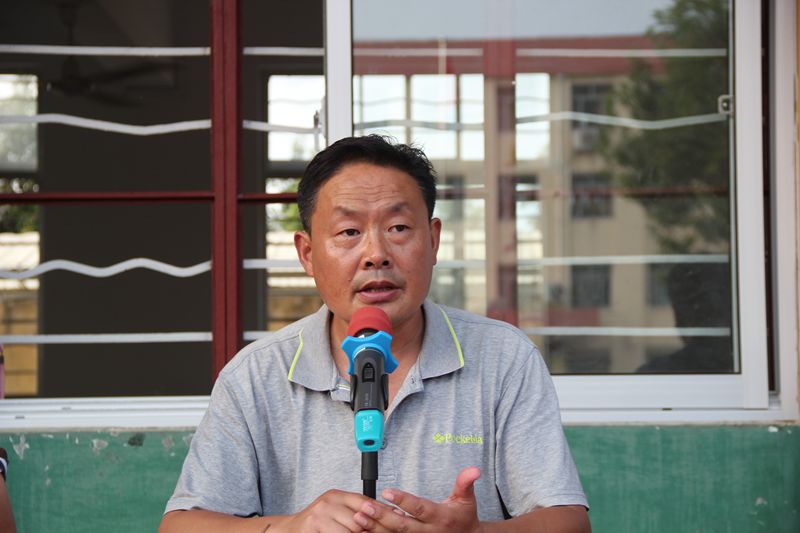 塔山中学举行新学期开学典礼及助学基金发放仪式