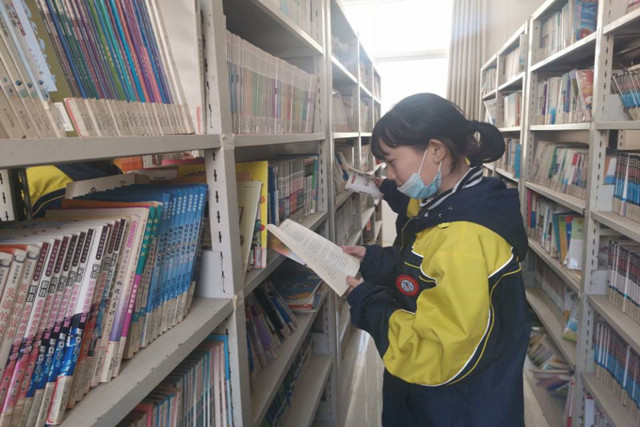 门河中学:"让书香溢满校园"