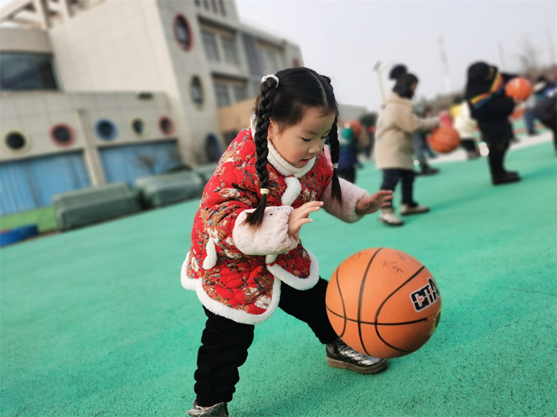 经济开发区幼儿园举办我是运动小能手冬季运动会