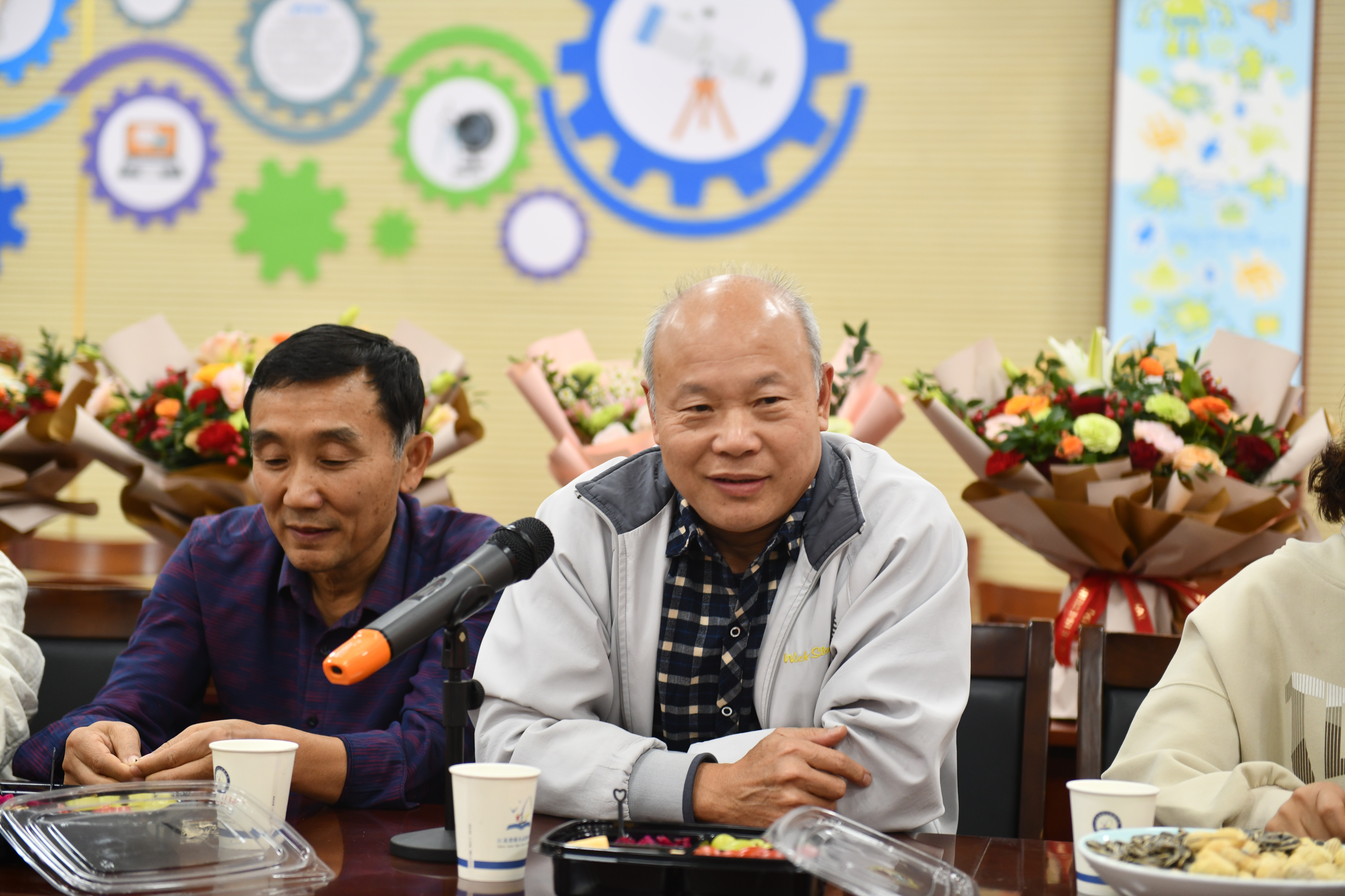 海头高中:情聚重阳,与爱同行 - 赣榆教育在线