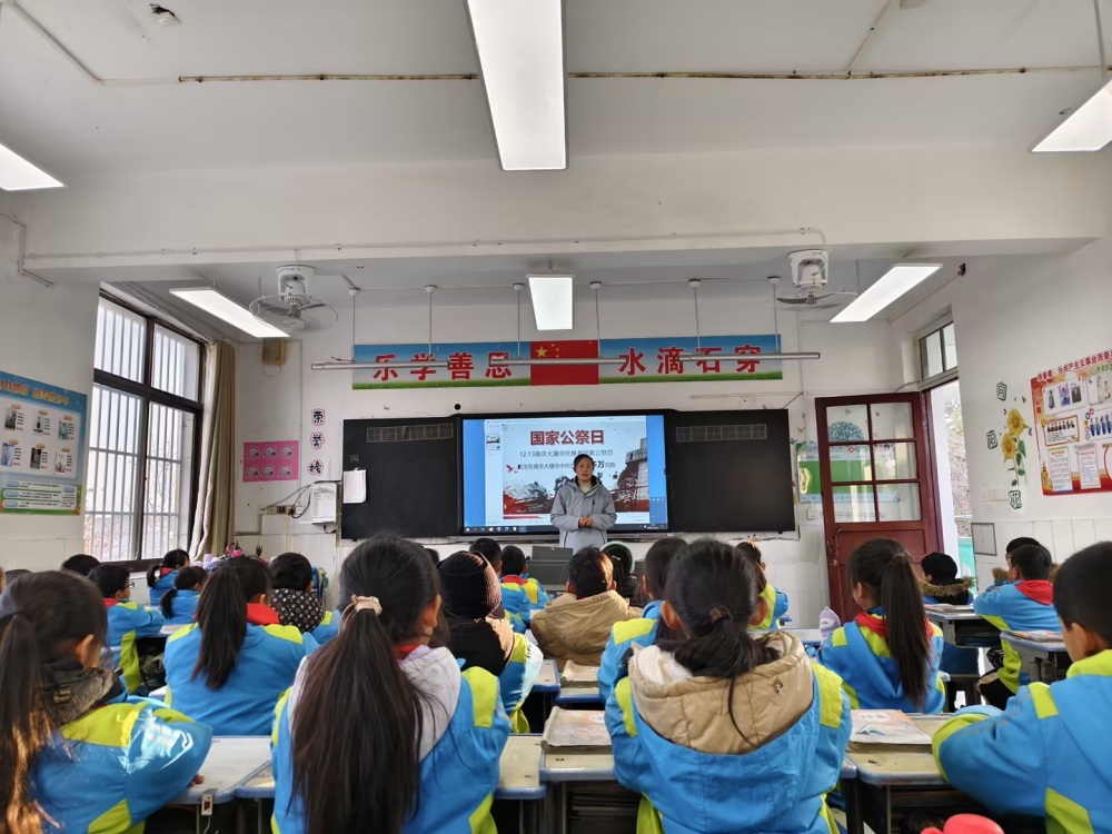 主题班会6_副本.jpg