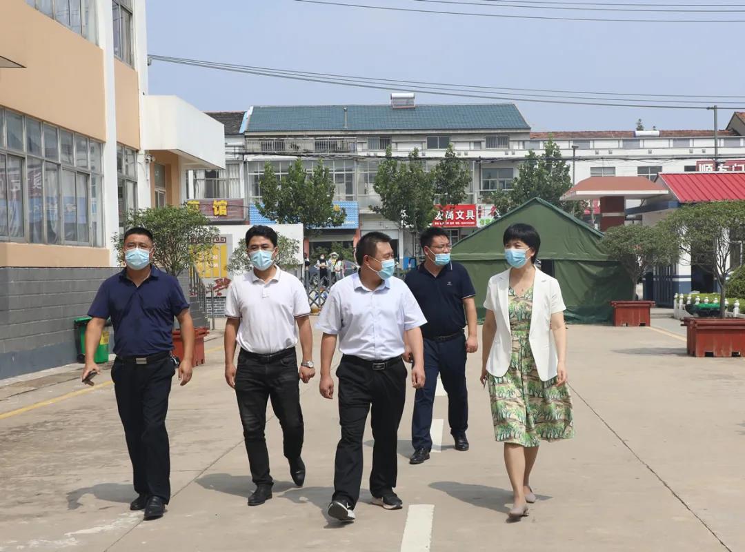 局长居潘娣督查指导秋季开学工作 - 赣榆教育在线