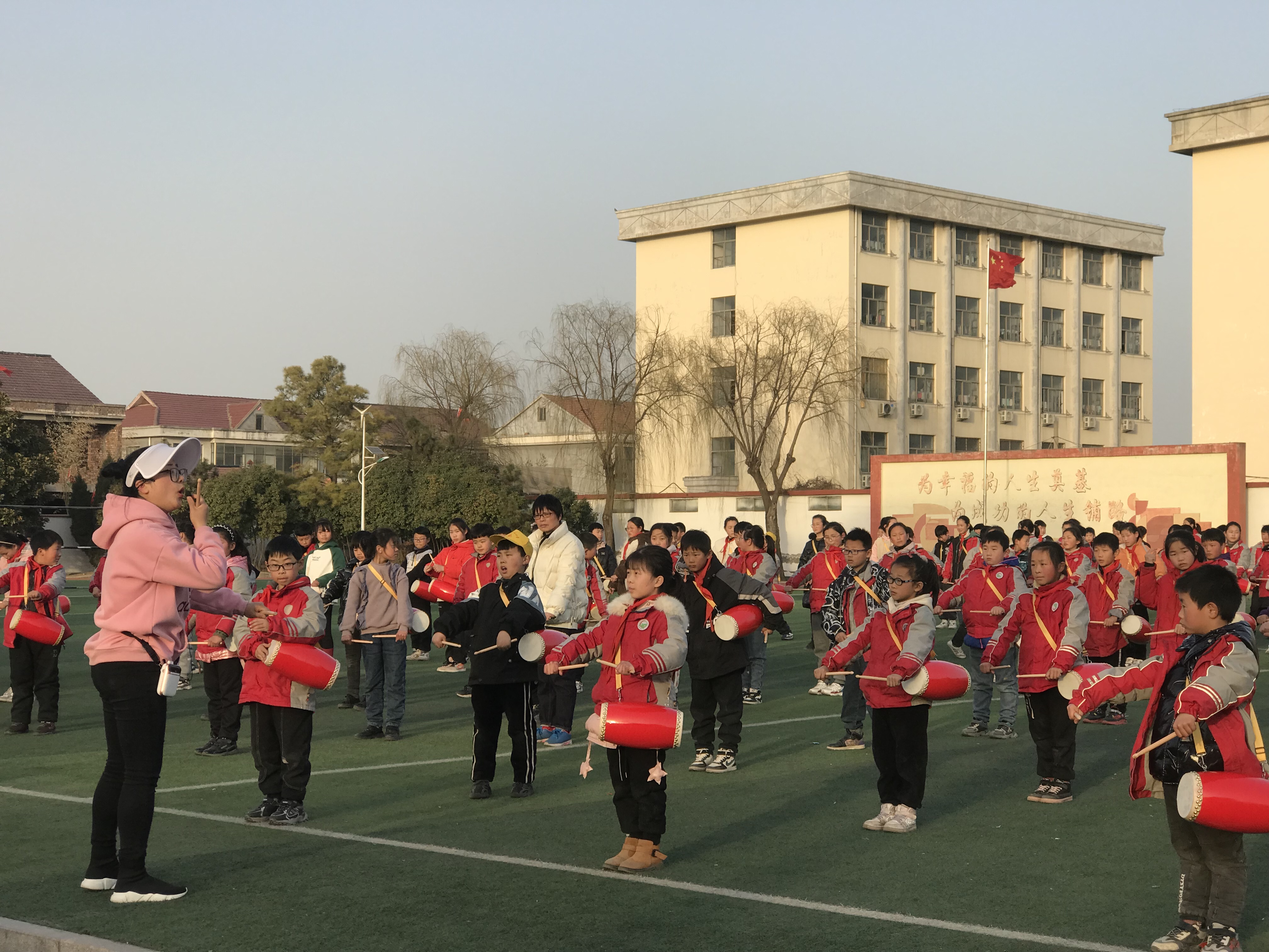 石桥小学双减进行时缤纷社团伴童年