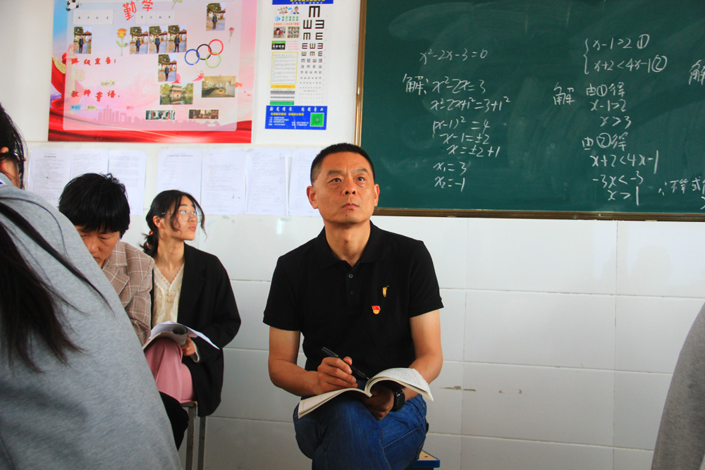 学史力行|夹山中学组织开展党员教师示范课活动 - 赣榆教育在线