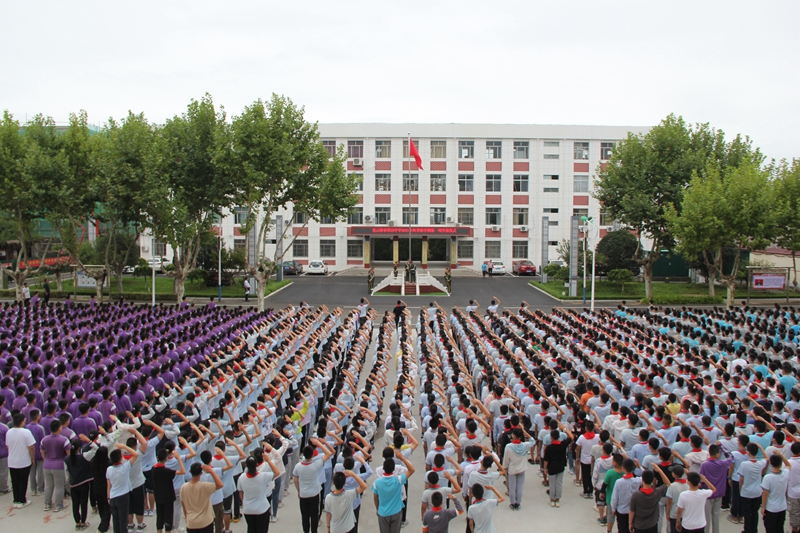 塔山中学:新学期 新面貌 新希望