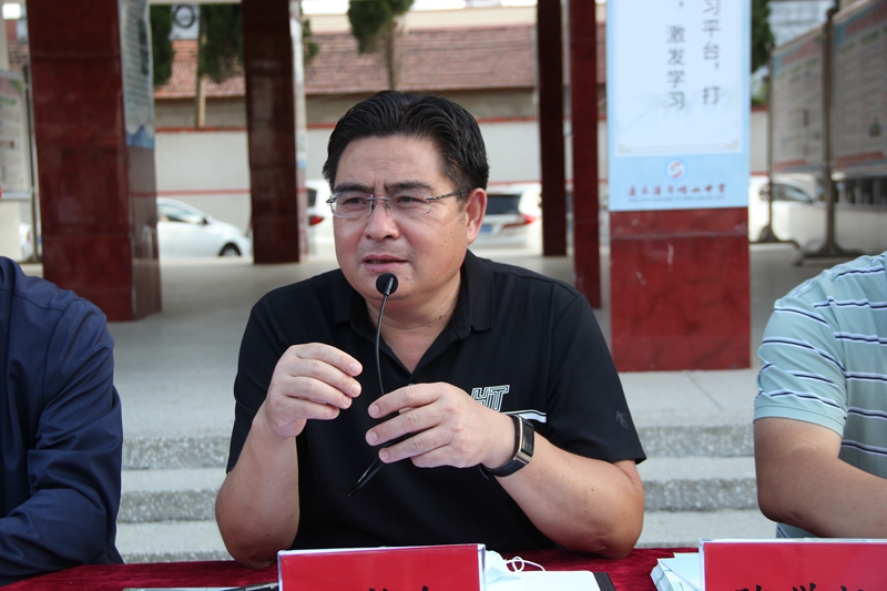 塔山中学家校共育落实双减增效提质喜迎二十大