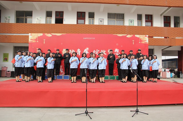 城西中学舞动青春绽放梦想