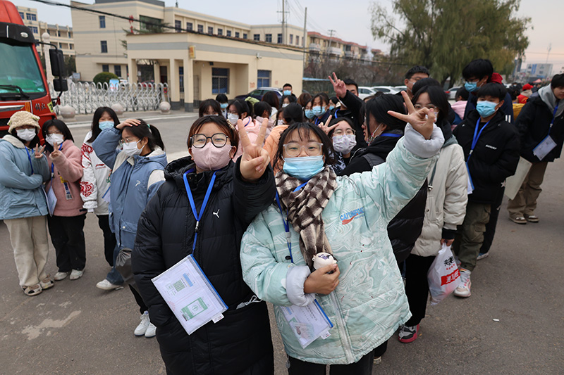 我区2023年高考美术,编导省统考首日考试顺利进行 - 赣榆教育在线